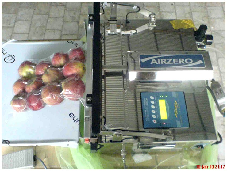 125fa4ac_apple_vacuum_packing_3.jpg